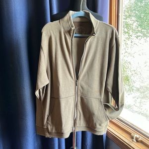 Excellent condition men’s Tommy Bahama zip up